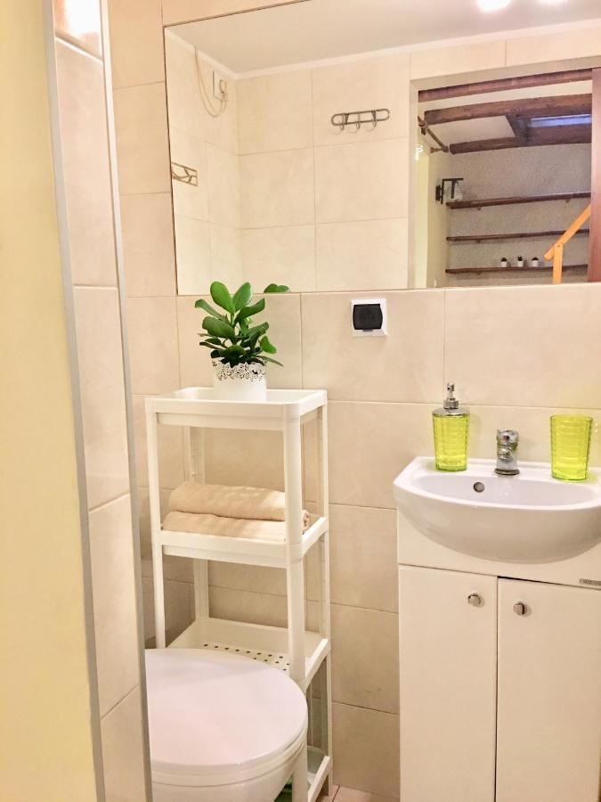 Uroczy Domek W Centrum Krakowa Exteriör bild